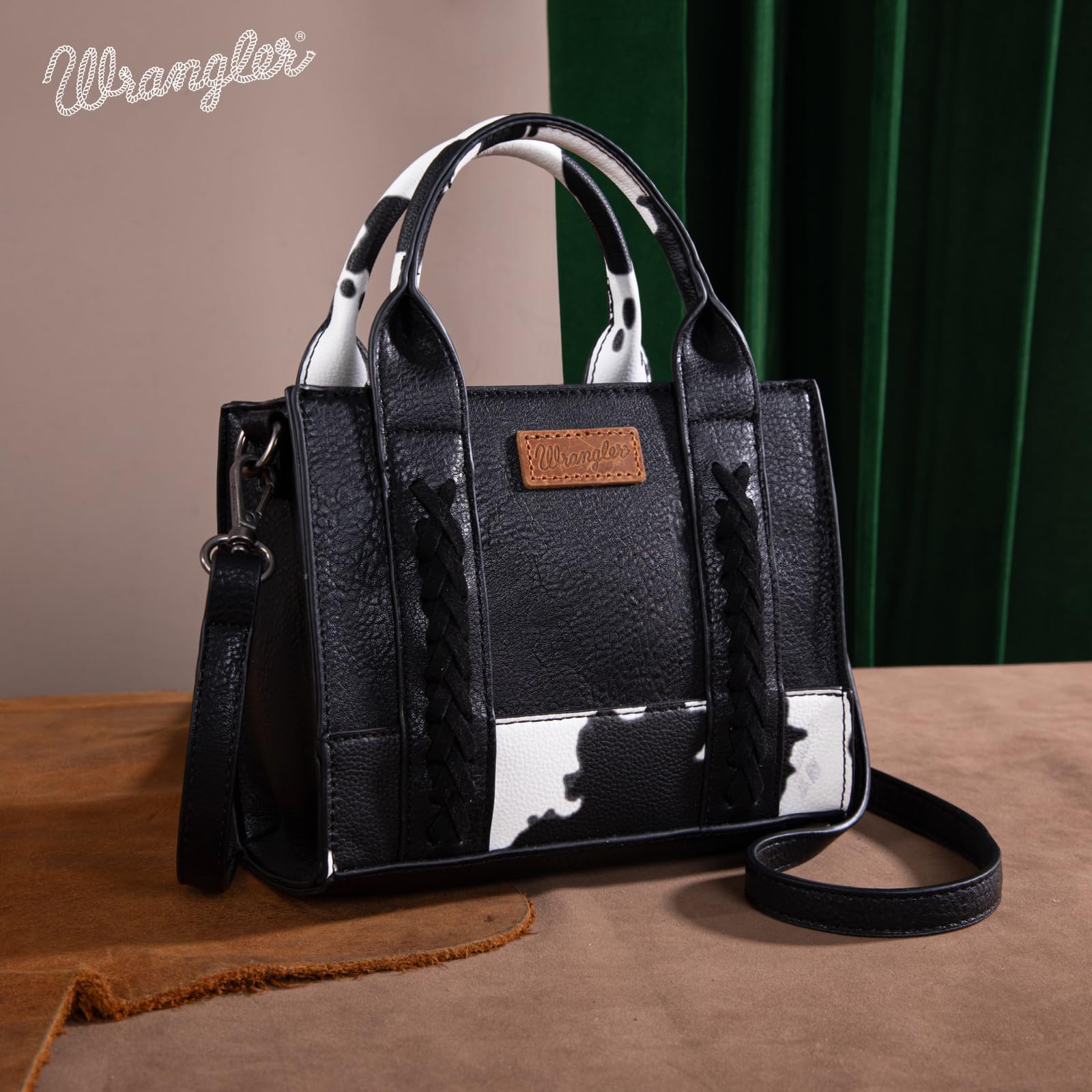 Foto 7 pulgar | Bolso Tipo Bandolera Wrangler Mini Para Mujer Con Estampado De Vaca - Venta Internacional.