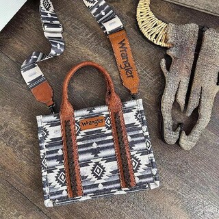 Foto 5 | Bolso De Mano Montana West Wrangler Wg2203a-8120sbk Para Mujer - Venta Internacional.