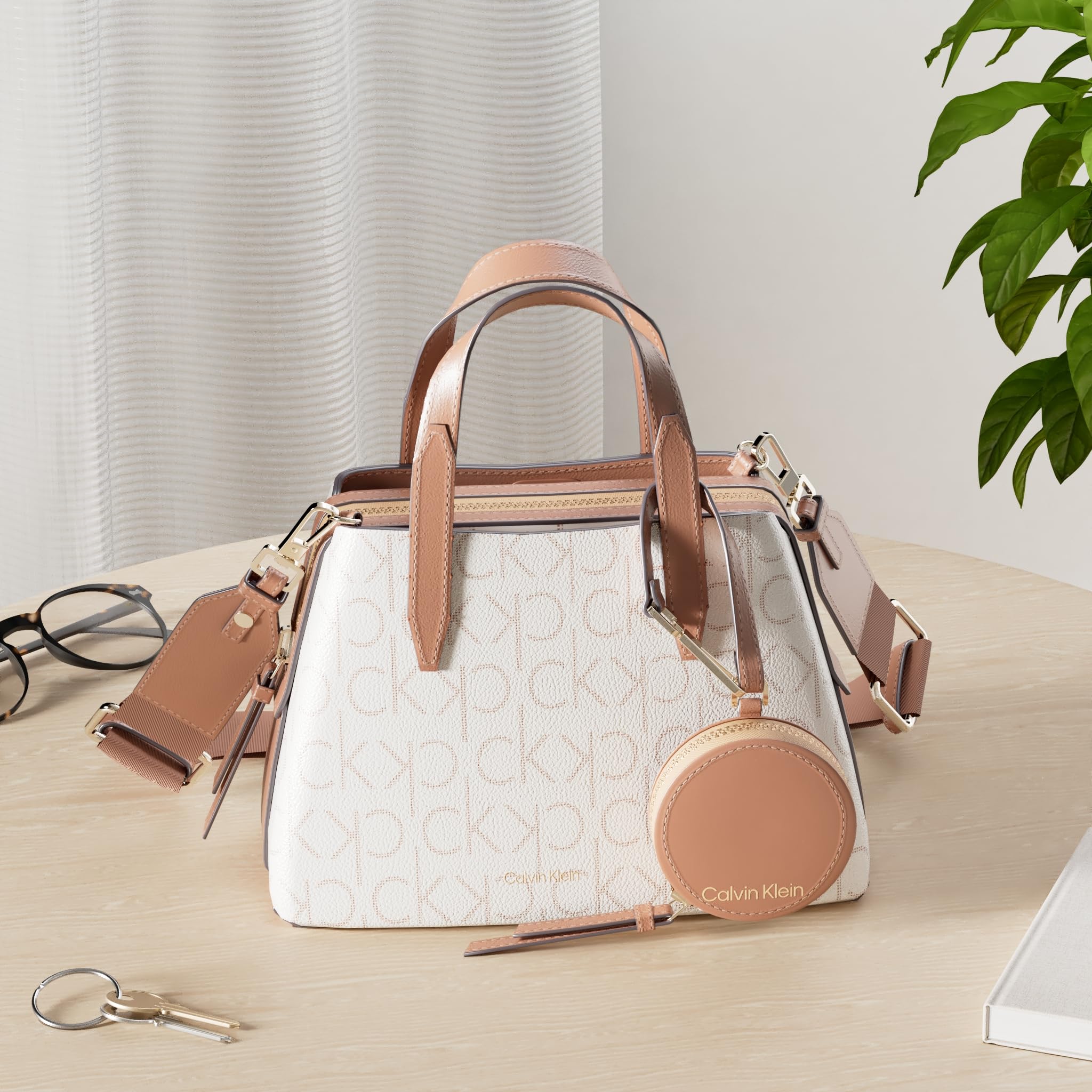 Foto 3 pulgar | Bolso Calvin Klein Millie 2 En 1 Con Triple Compartimento Mini - Venta Internacional.