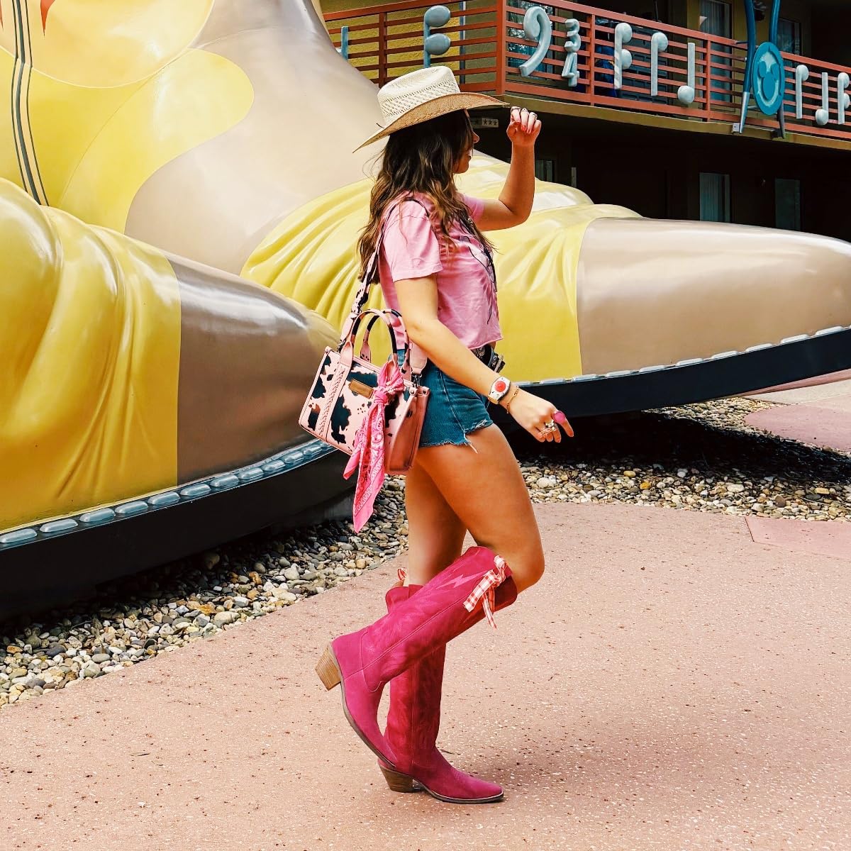 Foto 4 pulgar | Bolso Wrangler Tote Para Mujer Con Asa Superior Y Correa Cruzada - Venta Internacional.