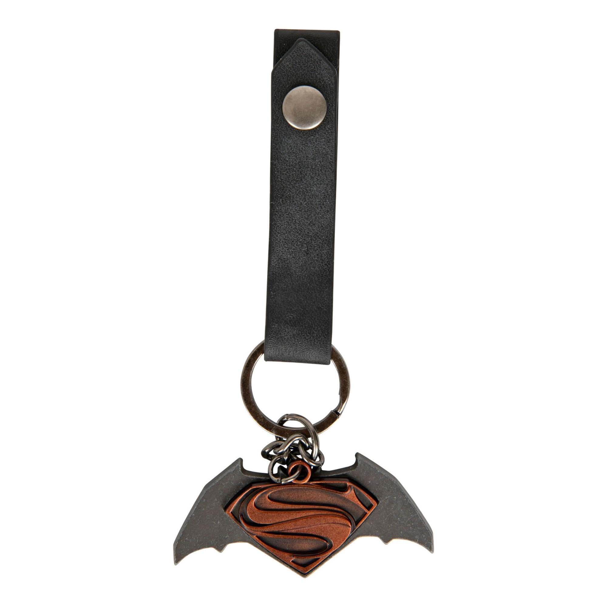 Foto 2 pulgar | Llavero Qmx Batman V Superman Friendship - Venta Internacional.