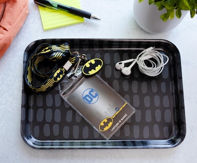 Foto 7 | Lanyard Silver Buffalo Dc Comics Con Logotipo Envolvente De Batman - Venta Internacional.