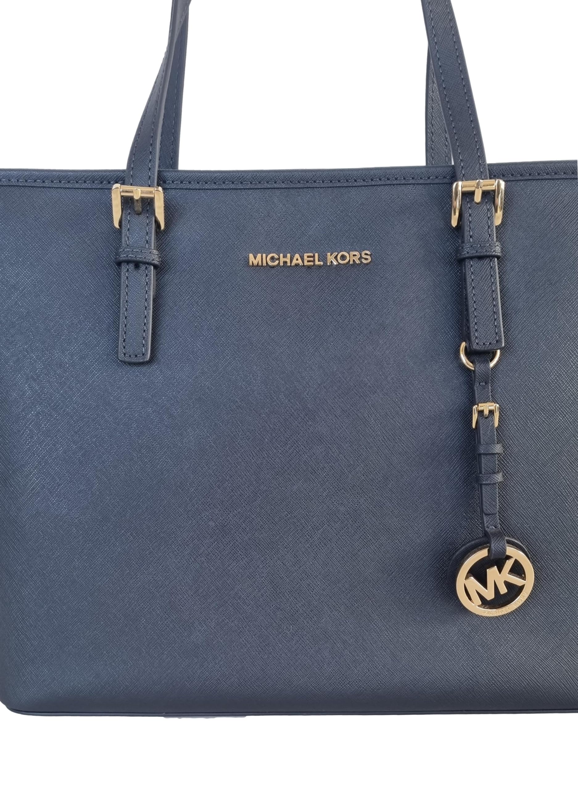 Foto 3 pulgar | Bolso Michael Kors Jet Set Travel Con Logotipo Grande  Azul Marino - Venta Internacional.