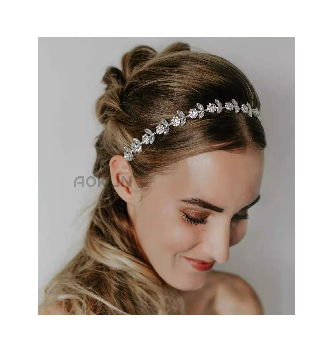 Foto 4 pulgar | Diadema De Cristal Para Novia Con Diamantes De Imitación Plateado