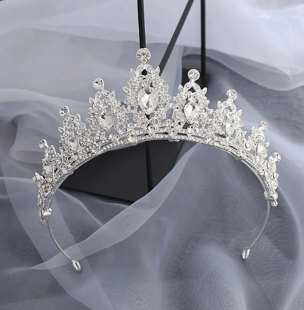 Foto 3 pulgar | Corona Xtellar De Reina Princesa Niña Tocado Novia Boda Tiara Blanco
