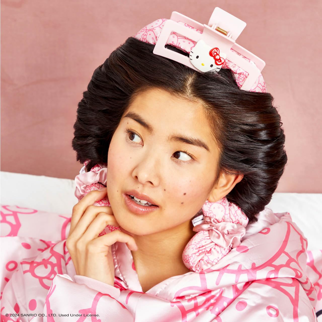 Foto 6 | Pinza Para El Pelo Kitsch Hello Kitty De Plástico Reciclado Jumbo - Venta Internacional.