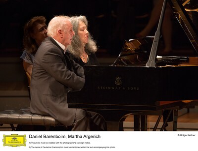 Foto 5 | Dúos De Piano En Cd De Argerich Martha Y Barenboim Dani - Venta Internacional.