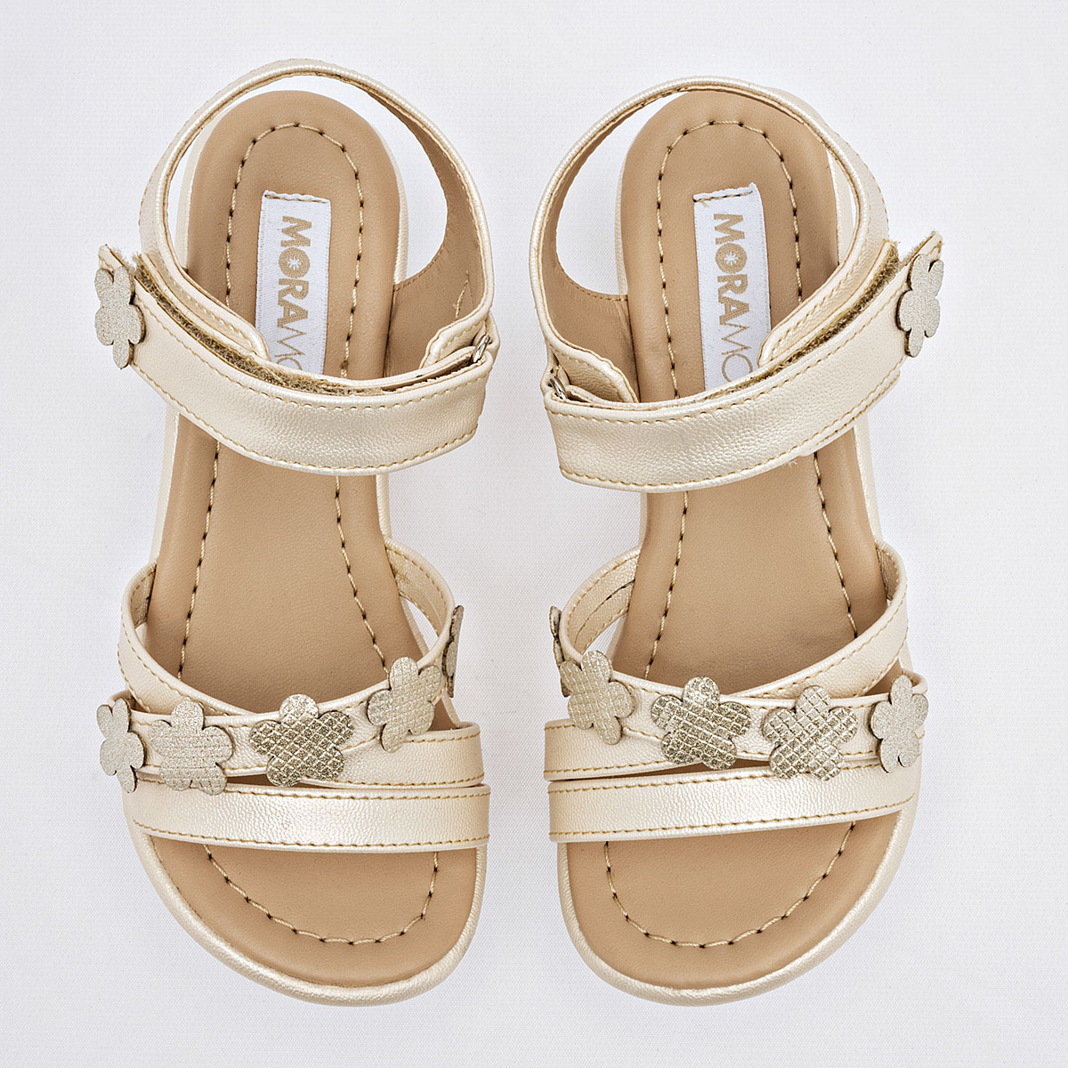 Foto 4 pulgar | Moramora Zapato De Graduación Para Niña Beige