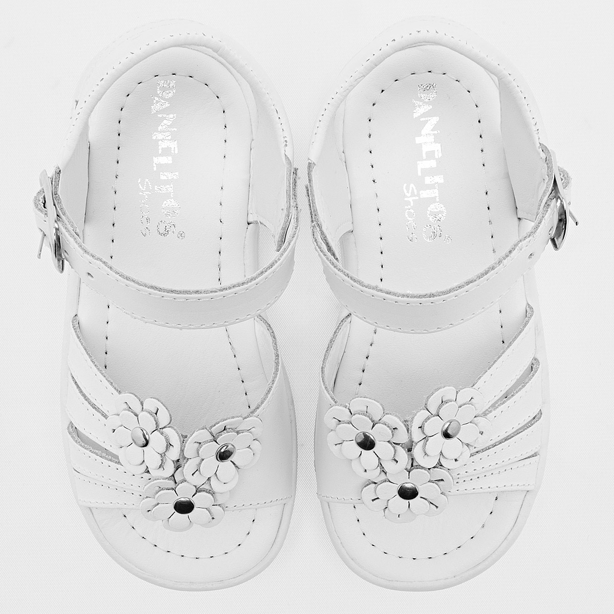 Foto 3 pulgar | Danielitos Shoes Sandalia Para Niña Blanco Cod.132012