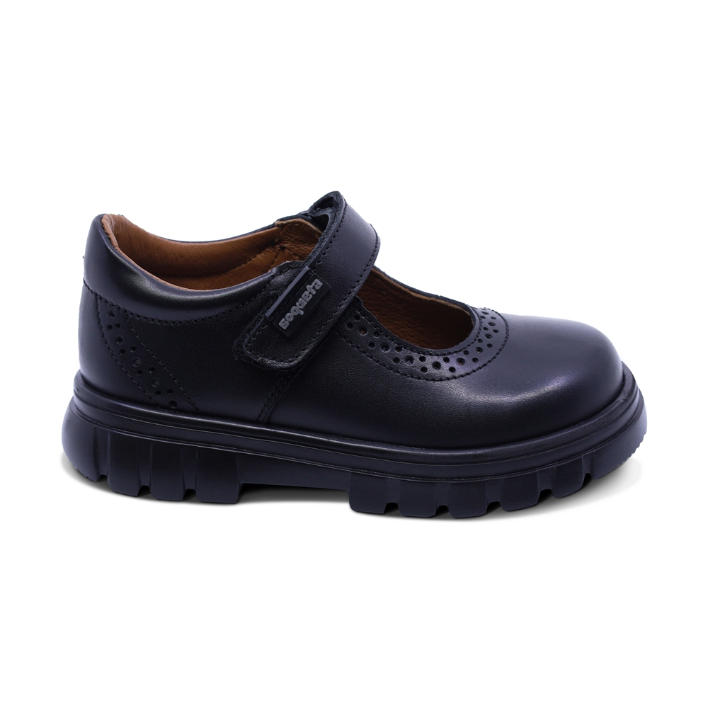 Foto 4 pulgar | Zapato Escolar Coqueta Para Niña De Piel En Negro Thunder Con Detalle Perforado