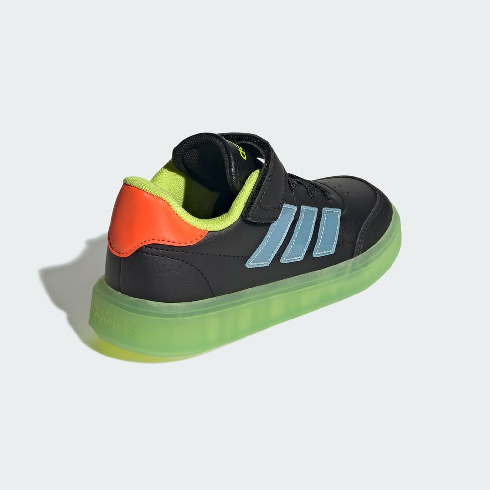 Foto 8 pulgar | Tenis Courtblock Adidas Negro Niños