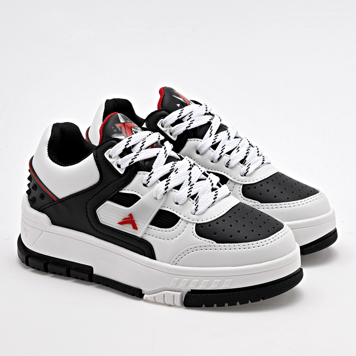 Foto 1 | Clasben Tenis Urbano Para Niño Blanco Negro Cod.131986