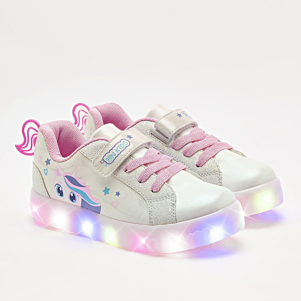Foto 2 pulgar | On Kids Tenis Urbano Para Niña Blanco Plata Tornasol, Con Luces Cod.132689