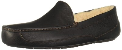 Foto 1 | Zapatilla Ugg Ascot Para Hombre, Piel De Té China, Resistente Al Agua - Venta Internacional.