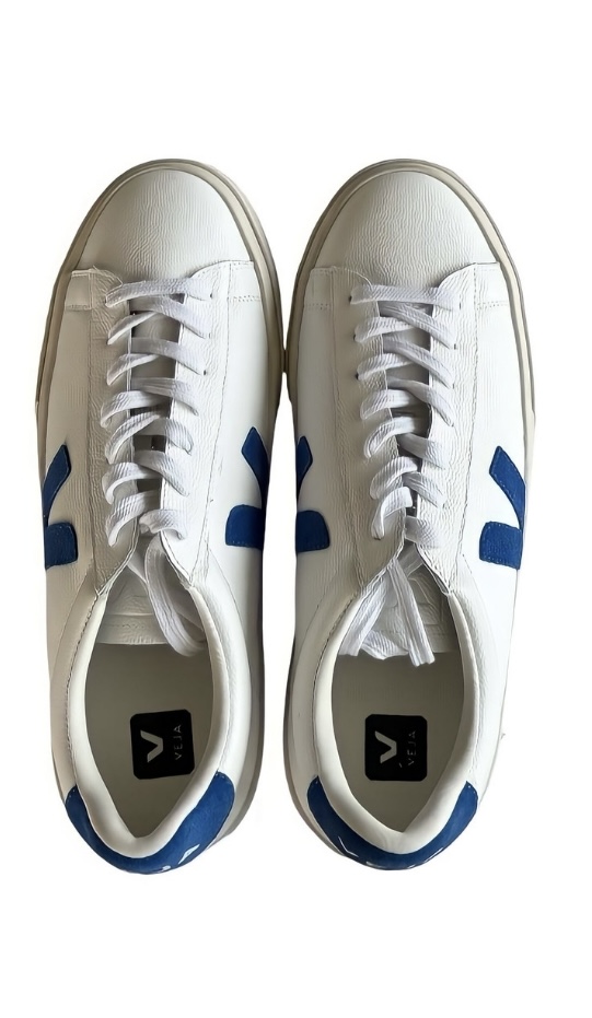 Foto 5 pulgar | Tenis Veja Blancos de Piel con Logo en Azul Talla 27