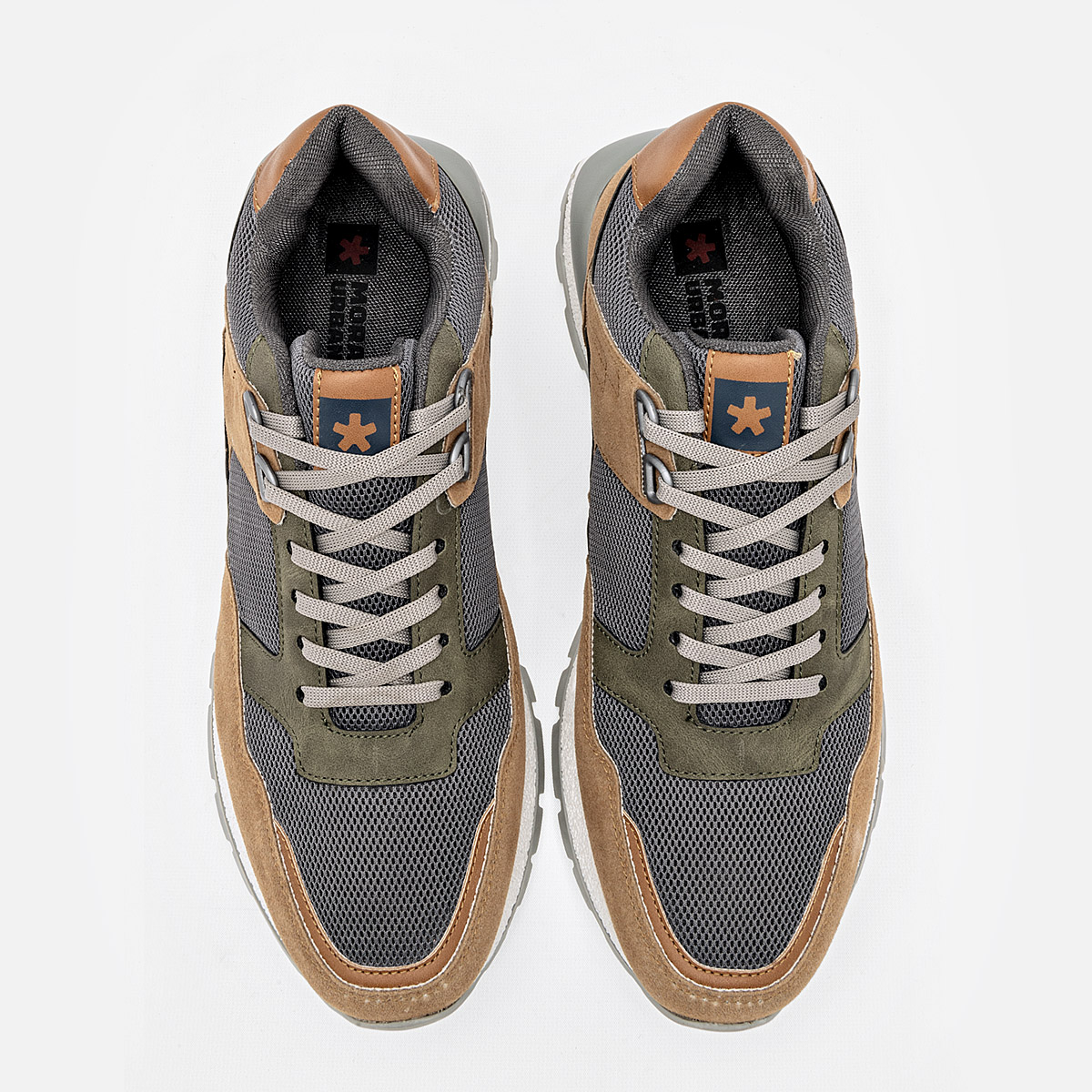 Foto 4 pulgar | Tenis Urbanos Mora Urban Grises para Hombre
