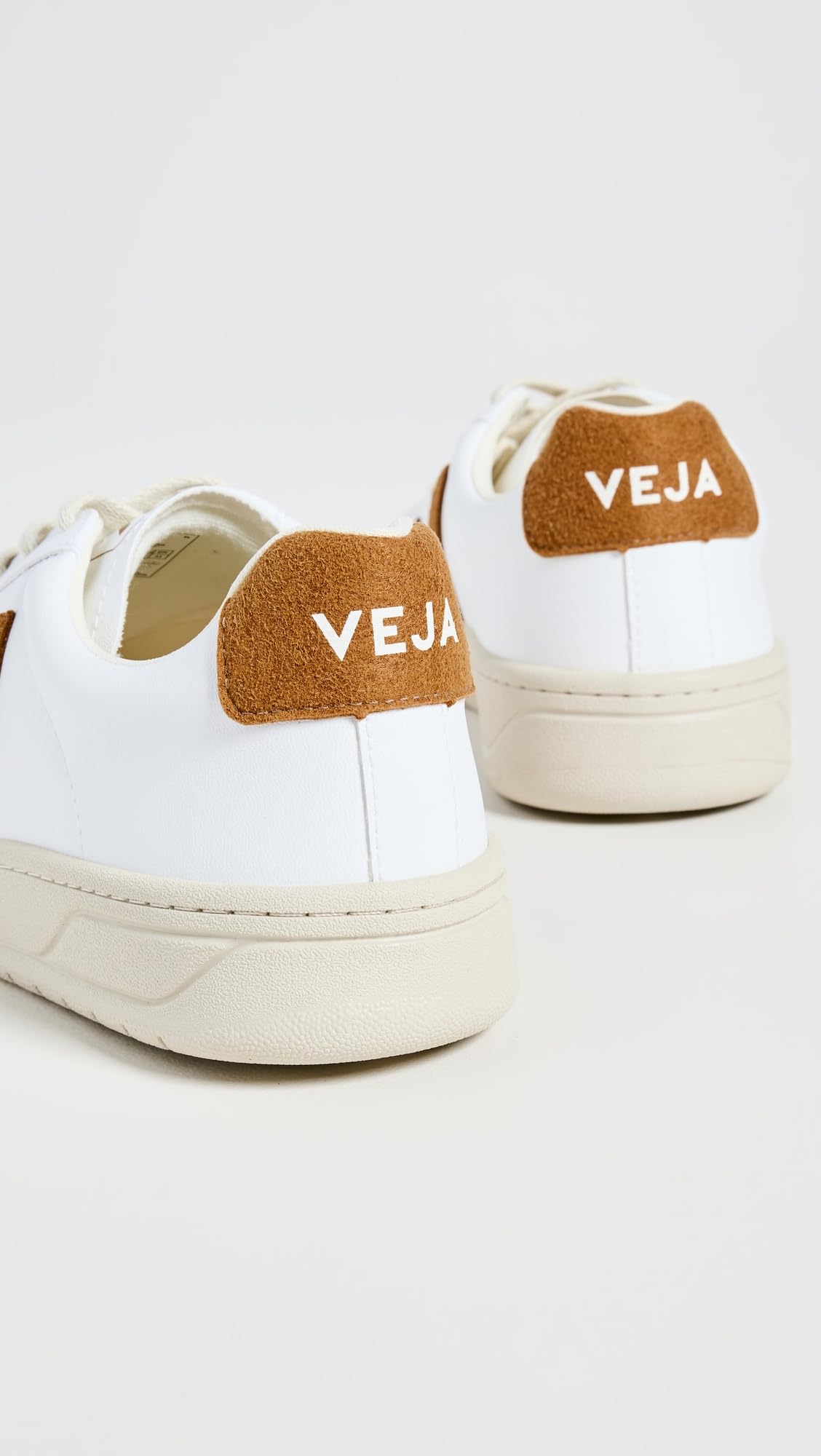 Foto 3 | Tenis Veja Urca para Hombre - Venta Internacional