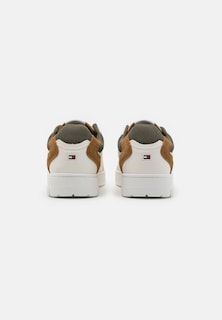 Foto 4 | Tenis Sneakers Tommy Hilfiger Basket Casual para Hombre