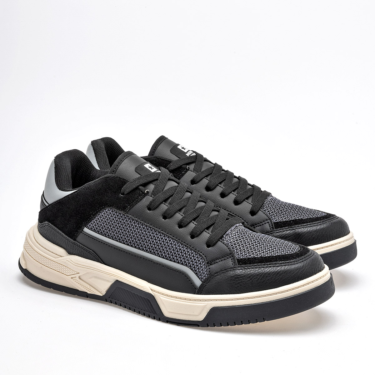 Foto 3 pulgar | Tenis Urbanos Mora Urban Grises para Hombre