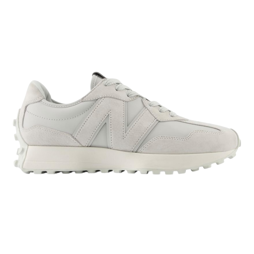 Foto 3 pulgar | Tenis New Balance color Clanco con Logo Resaltado y Detalles en Gris Claro
