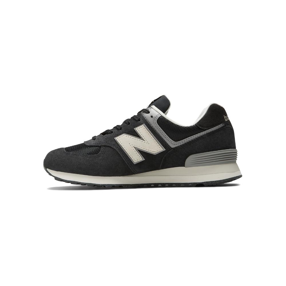 Foto 2 | Tenis New Balance 574 Black color Negro para Hombre