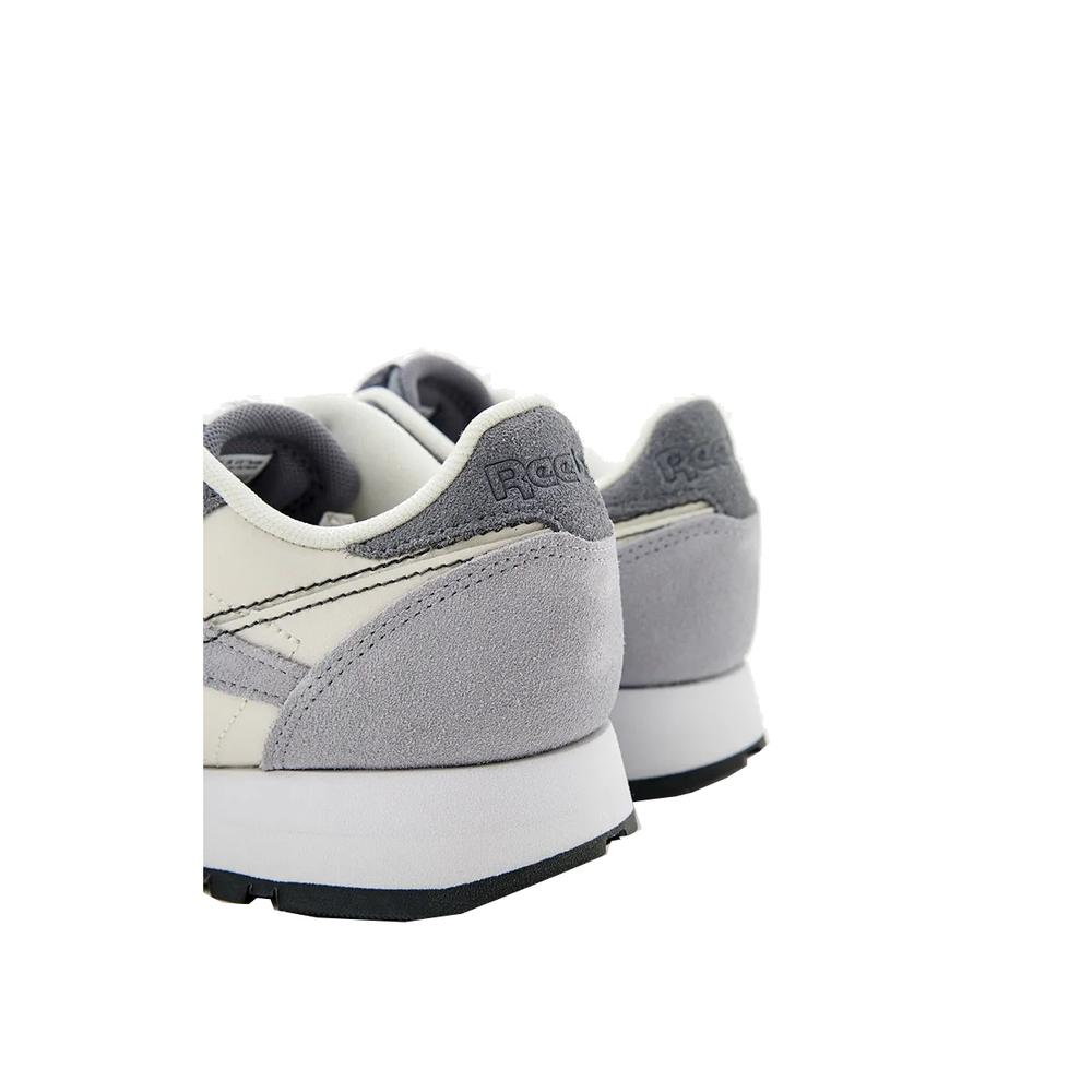 Foto 3 pulgar | Tenis Reebok GY8816 color Gris Classic Leather para Hombre