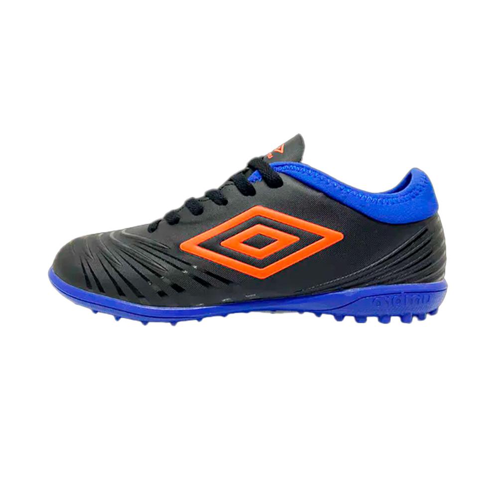 Foto 2 pulgar | Tenis Umbro Toccare III Tf Negros para Hombre