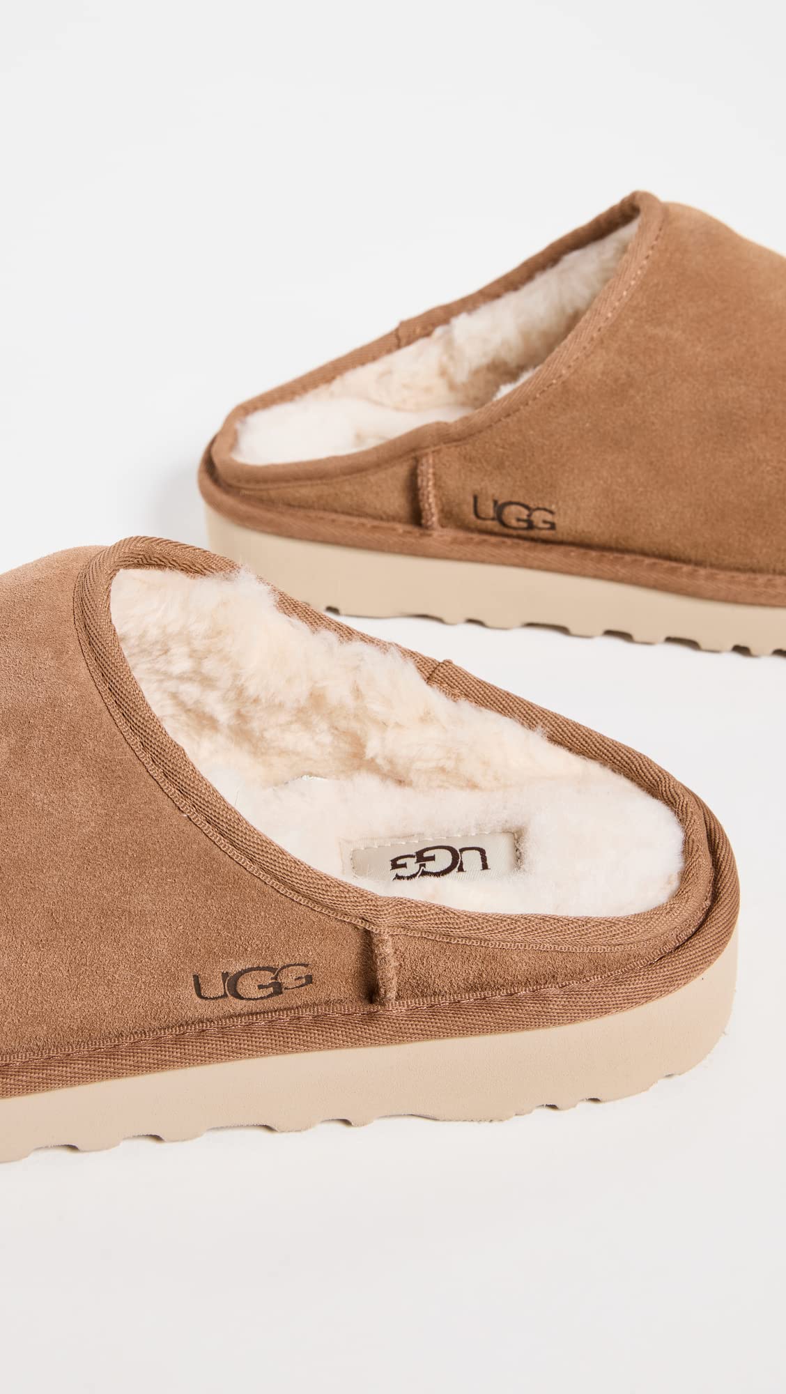 Foto 3 | Pantuflas Ugg Classic para Hombre - Venta Internacional