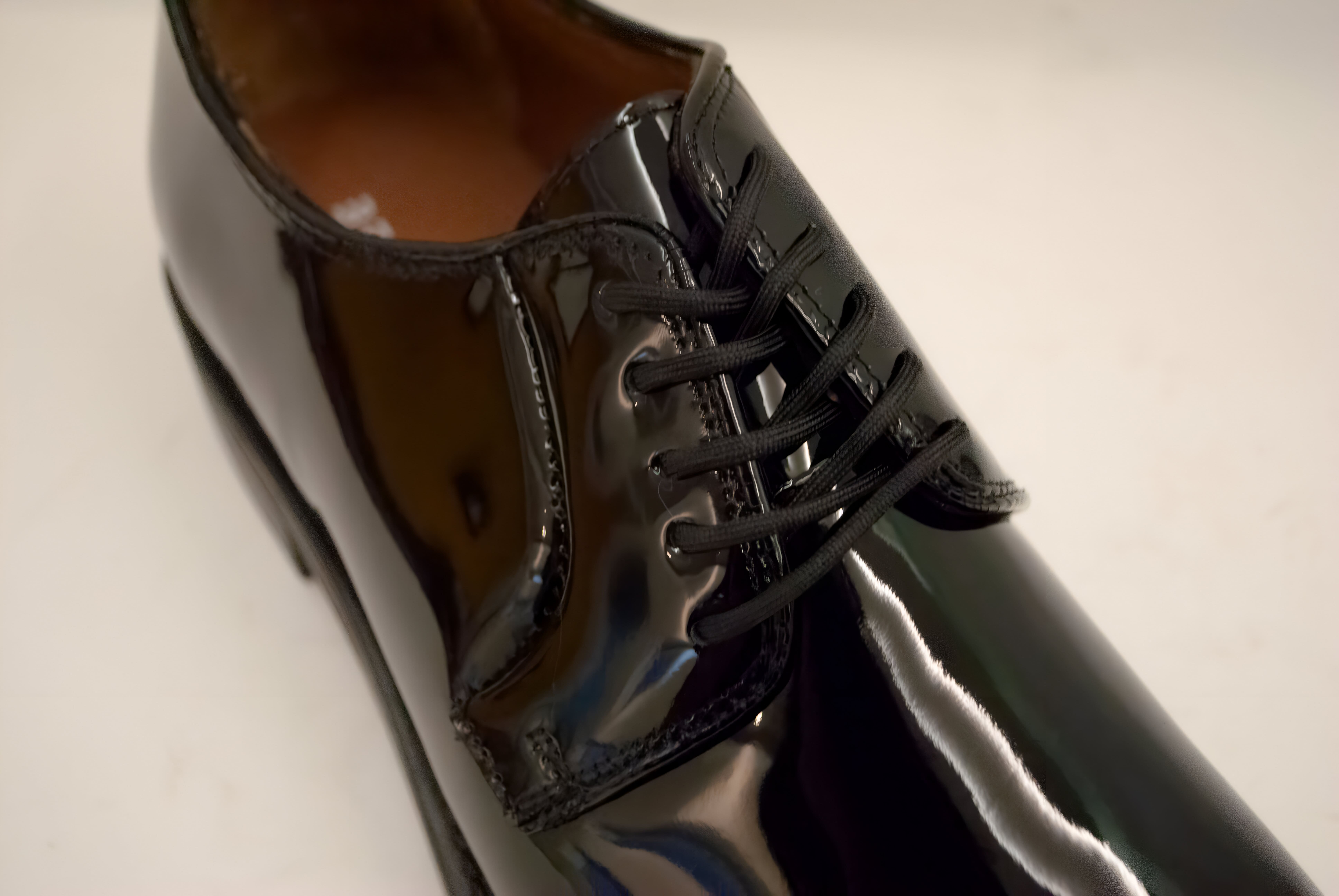 Foto 2 | Zapatos de Vestir Benissimo de Charol Negros para Hombre