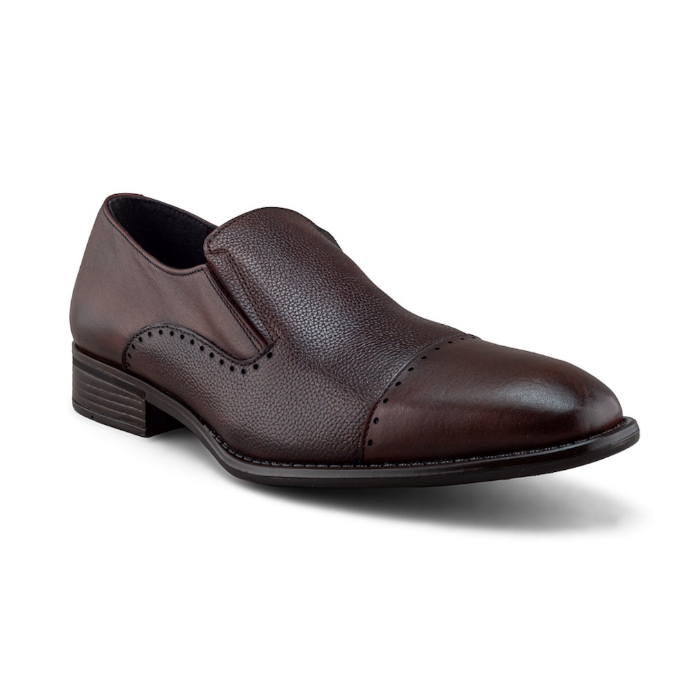 Zapato Slip-on Café Para Hombre De Piel Con Detalles Elegantes