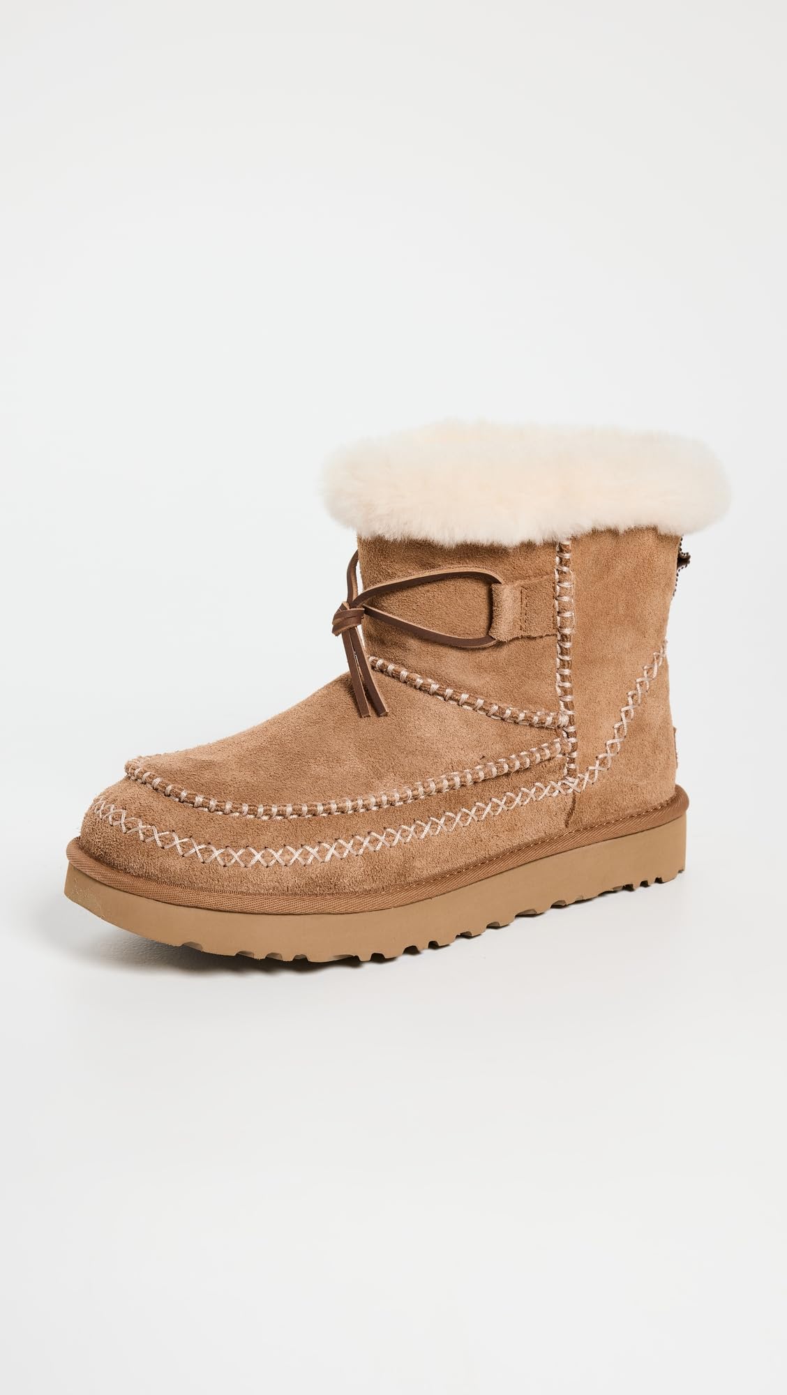 Foto 2 | Bota Moderna Ugg Classic Mini Alpine Para Mujer, Color Castaño - Venta Internacional.