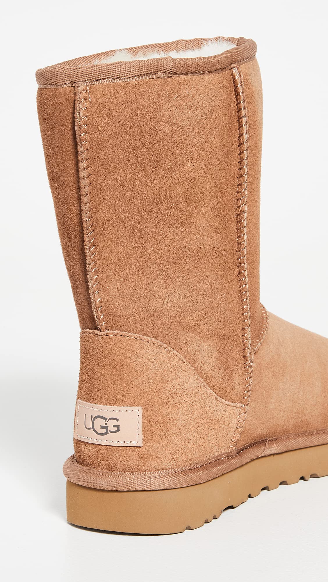 Foto 5 | Bota Ugg Classic Short Ii Para Mujer, Color Castaño, Talla 08 - Venta Internacional.