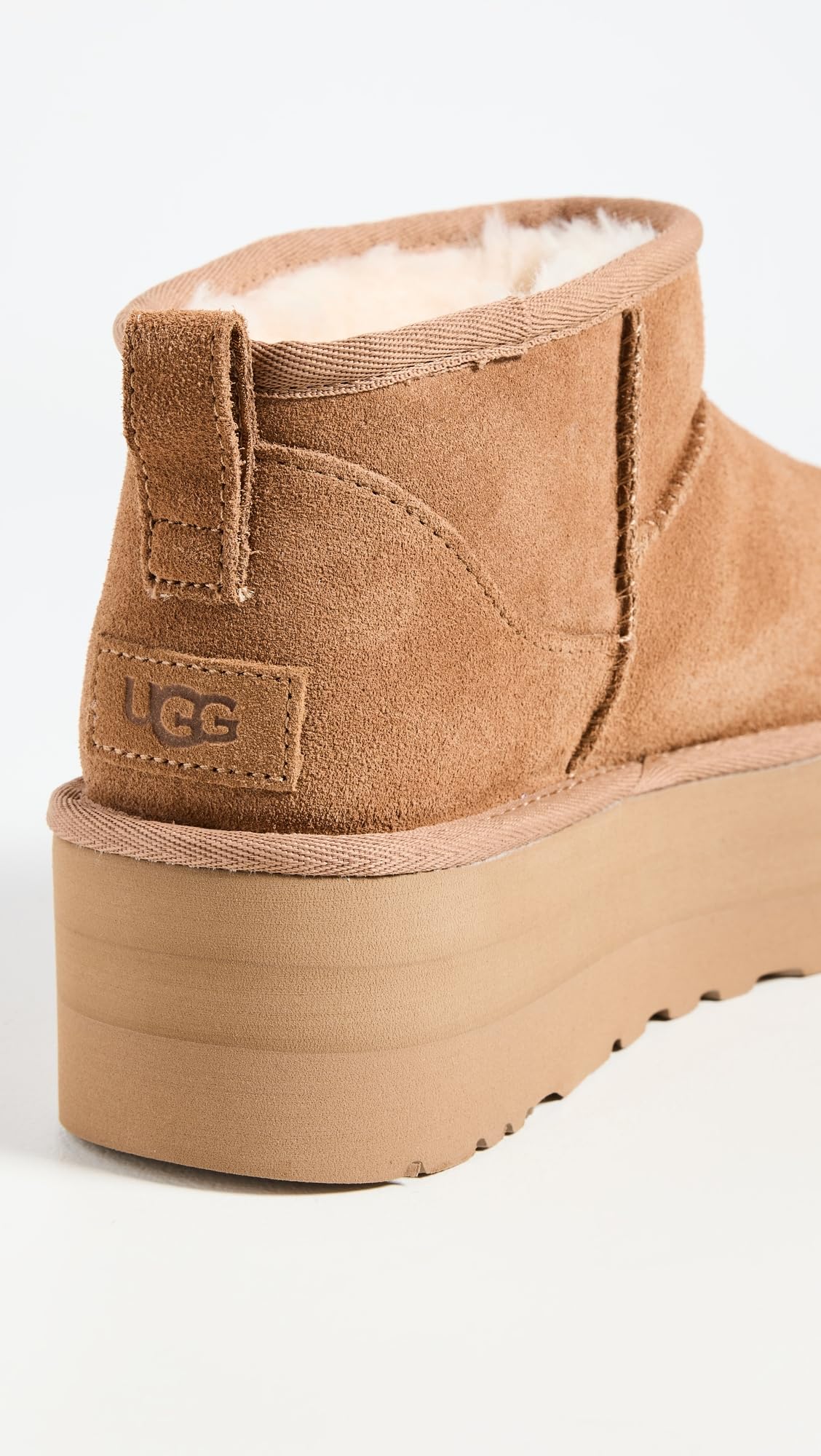 Foto 4 pulgar | Bota Ugg Classic Ultra Mini Platform Chestnut 8 Para Mujer - Venta Internacional.