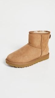 Foto 2 | Bota Ugg Australia Classic Mini Para Mujer, Color Castaño, Talla 10 - Venta Internacional.