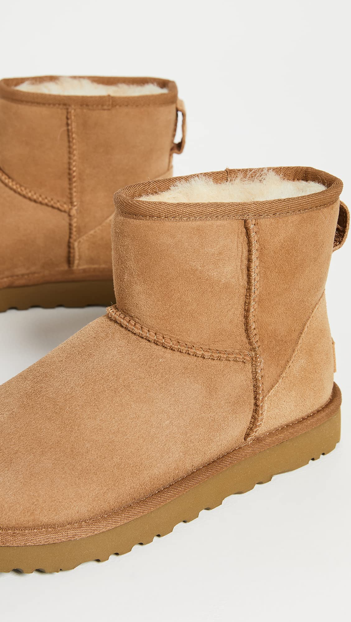 Foto 6 pulgar | Bota Ugg Australia Classic Mini Para Mujer, Color Castaño, Talla 10 - Venta Internacional.