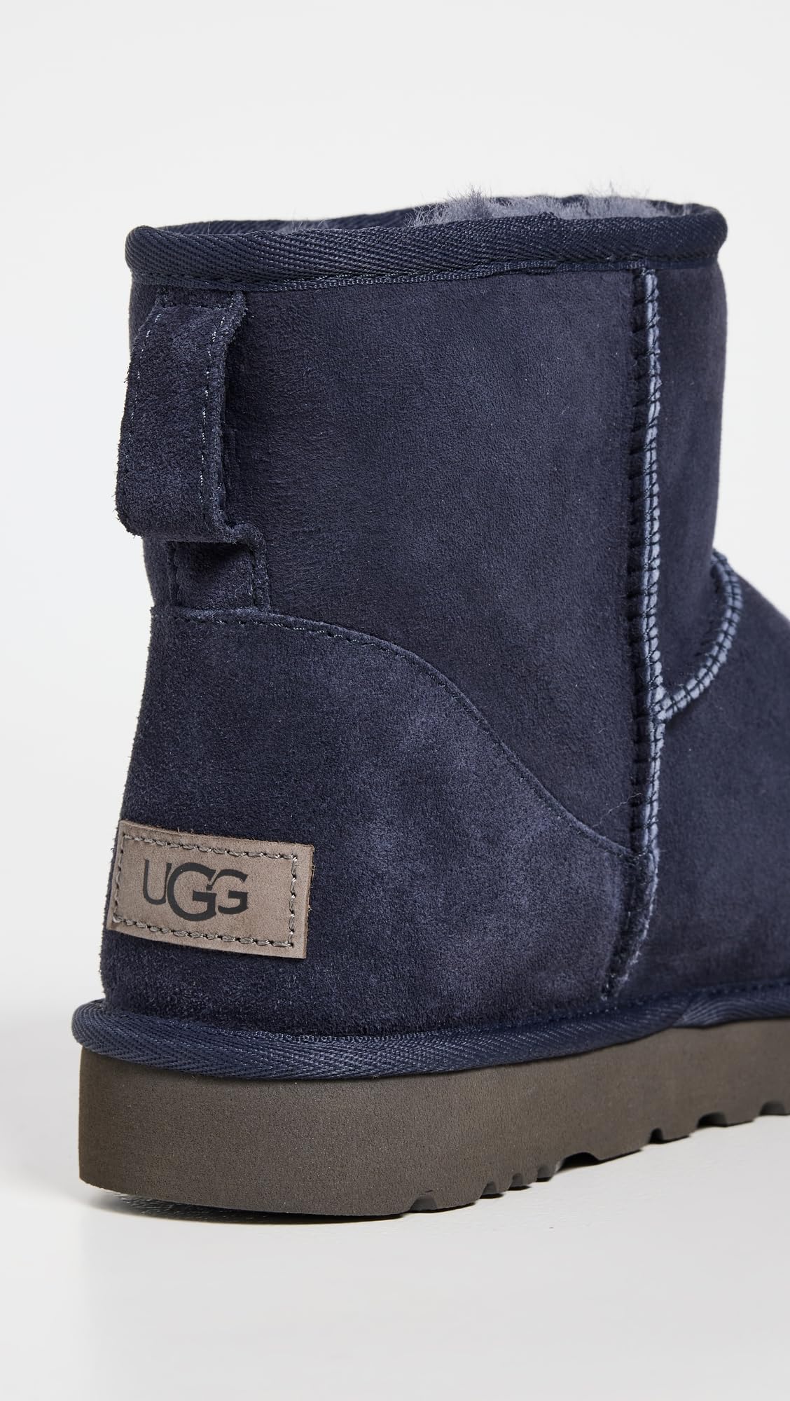 Foto 4 pulgar | Bota Ugg Classic Mini Ii Eve Para Mujer, Color Azul, Talla 5 - Venta Internacional.