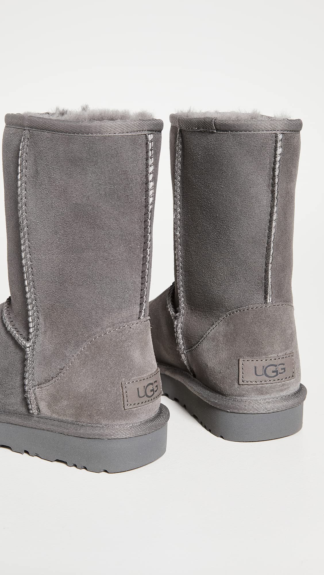 Foto 4 pulgar | Boot Ugg Classic Short Ii Para Mujer, Color Gris, Talla 12 - Venta Internacional.