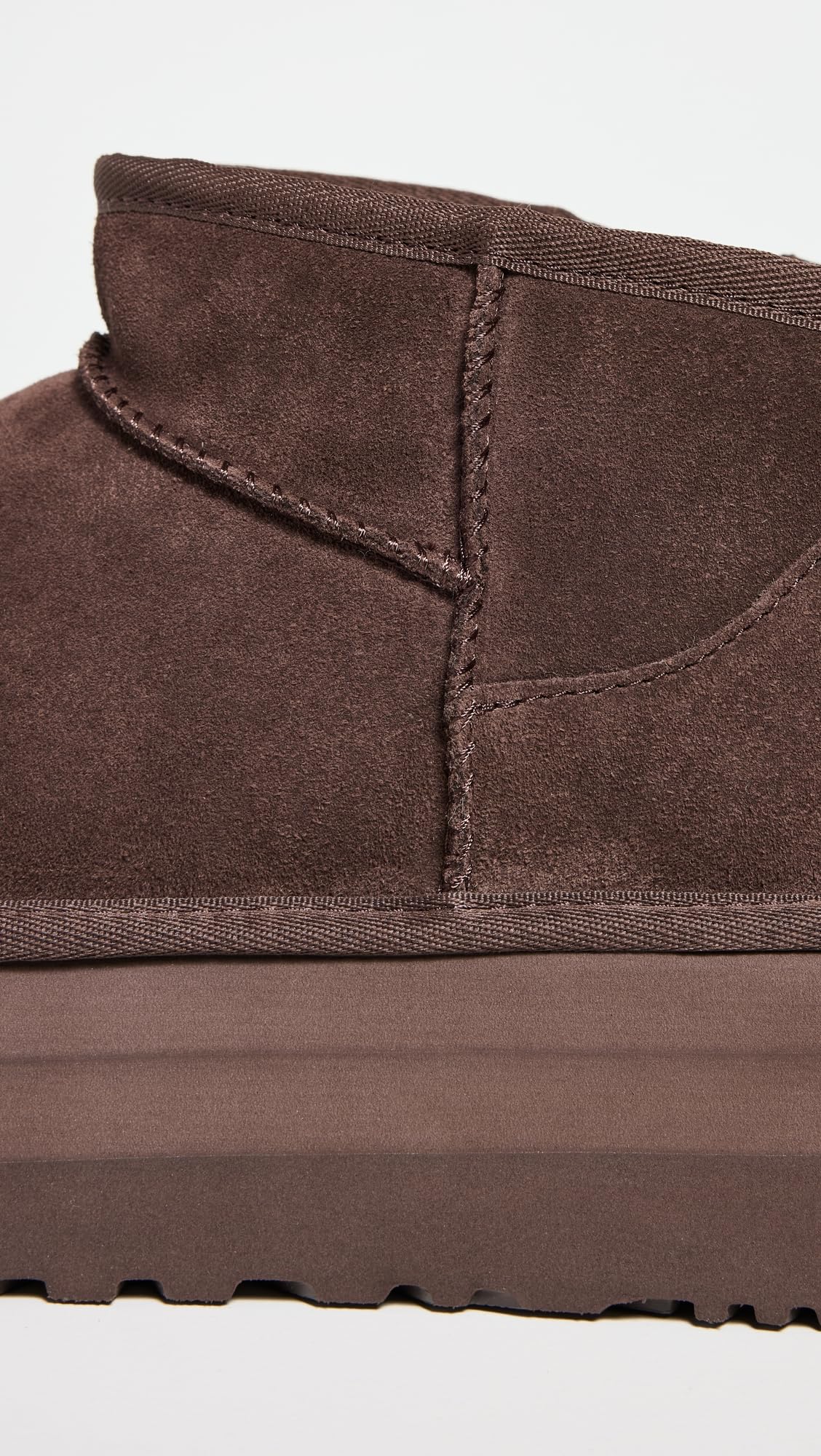 Foto 5 | Bota Moderna Ugg Classic Ultra Mini Platform Para Mujer, Color Cedro Quemado - Venta Internacional.