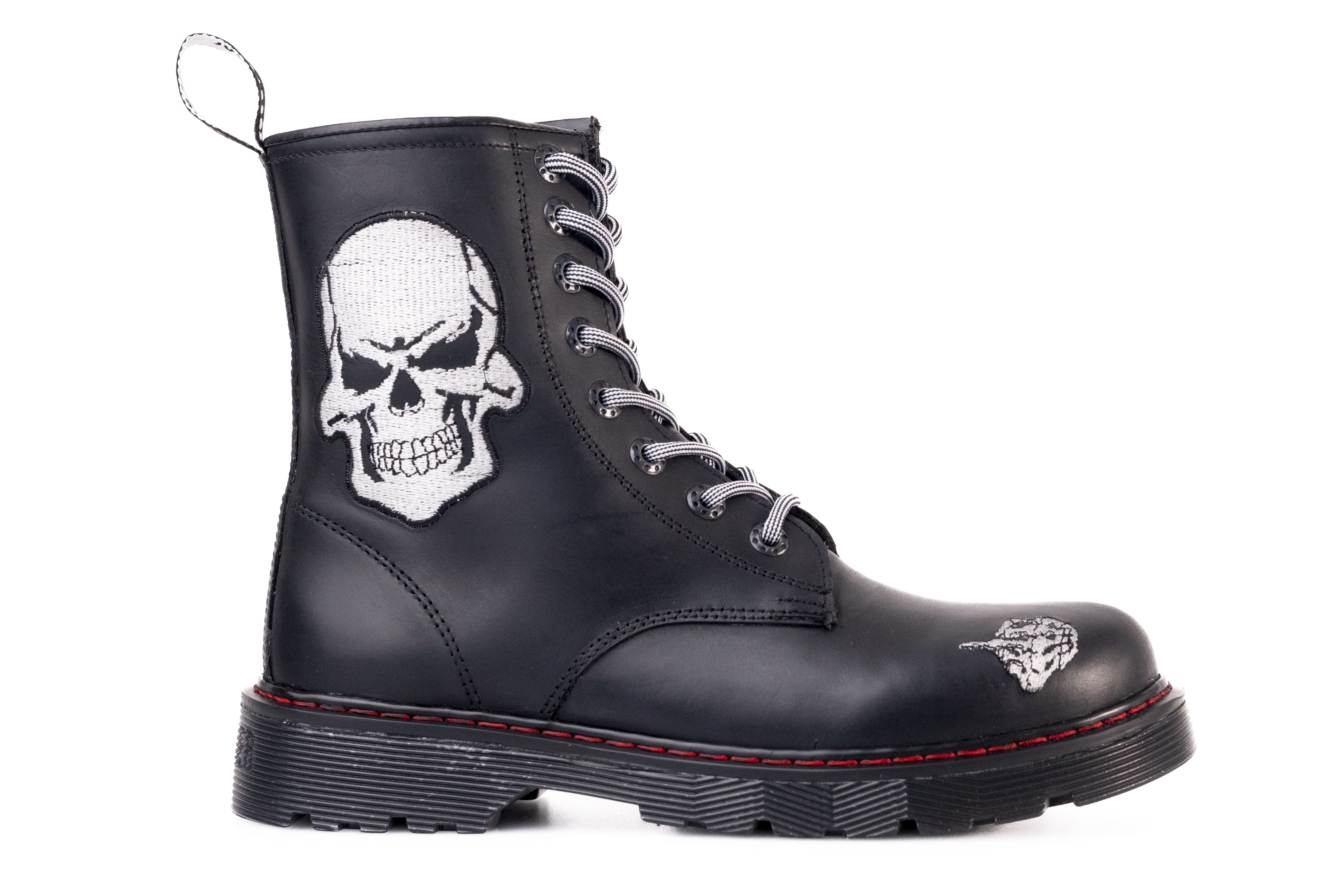 Bota De Cuero Bordada Calavera