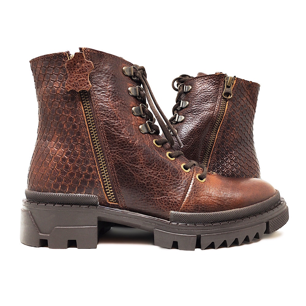 Botín de Piel Dasalo DCAMM27502 color Marrón Estilo Combat Boot para Mujer $1,605