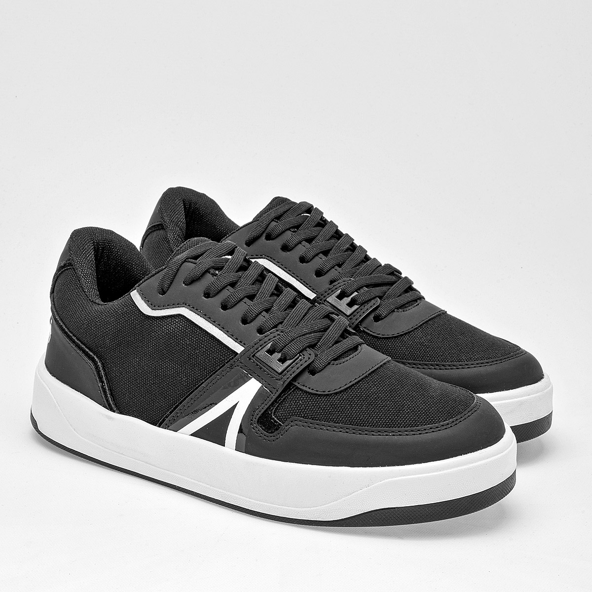 Foto 3 pulgar | Tenis Urbanos Mora Urban Negros con Blanco para Hombre