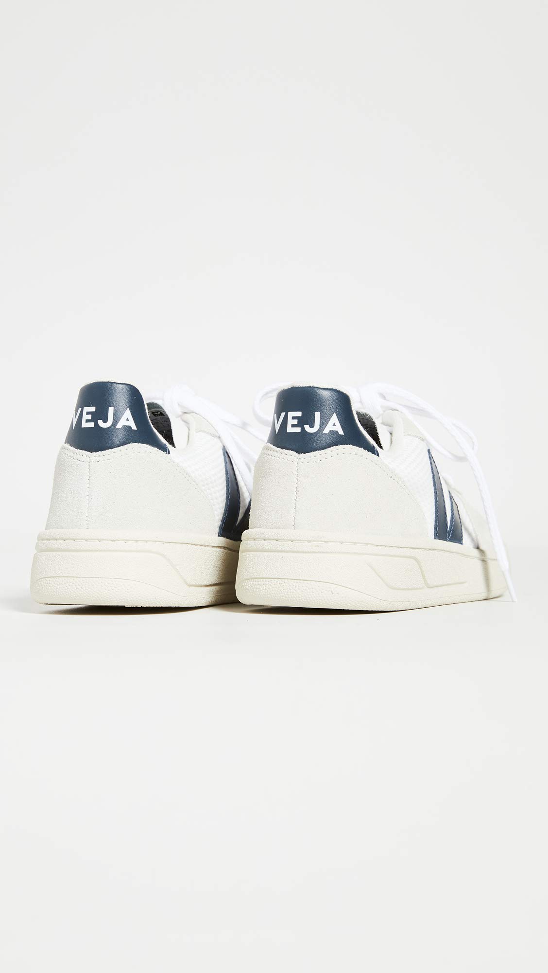 Foto 5 pulgar | Tenis Casuales Veja Blancos para Mujer-Venta Internacional