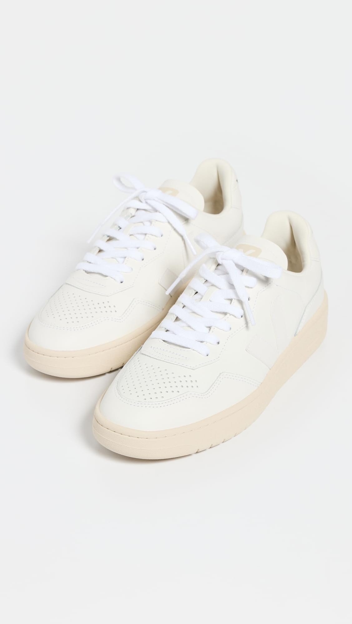 Foto 4 pulgar | Tenis Veja V-90 para Mujer - Venta Internacional