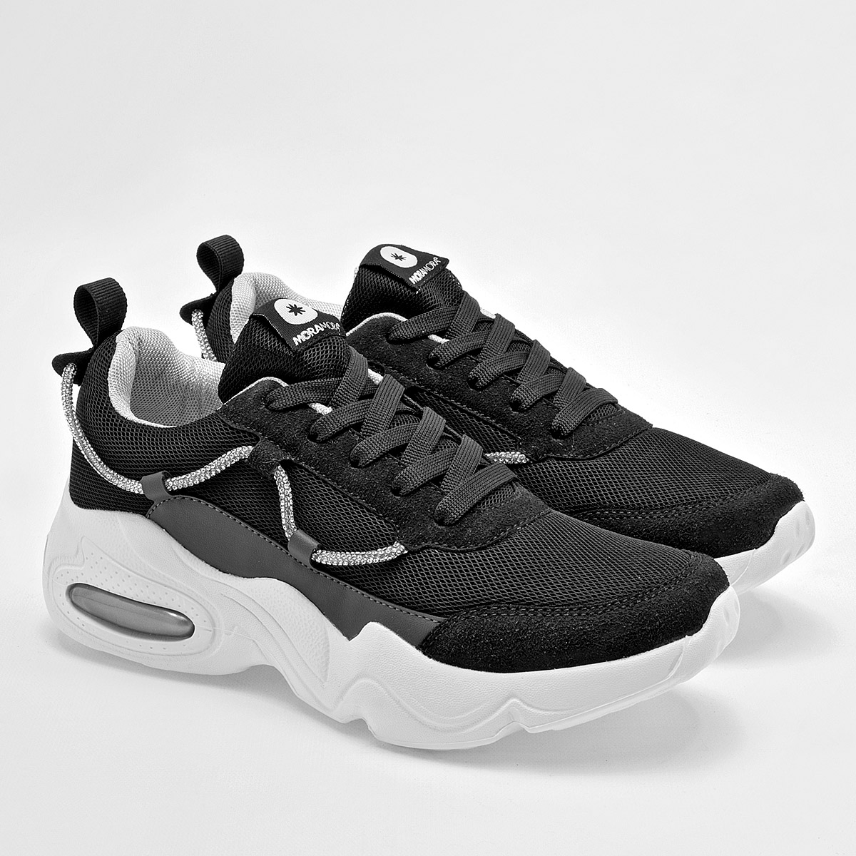 Foto 3 pulgar | Tenis Urbanos Moramora Negros para Mujer