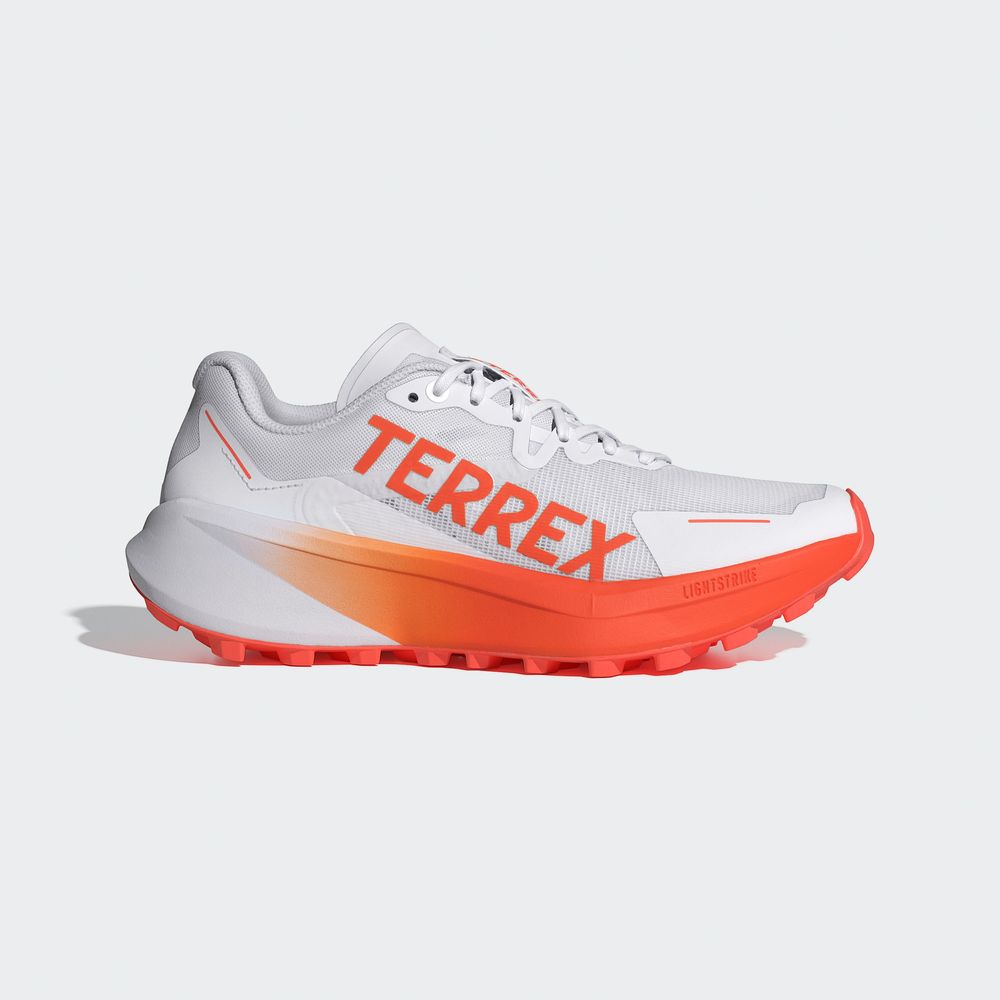 Foto 2 | Tenis De Trail Running Terrex Agravic 3 Adidas Blanco Mujer