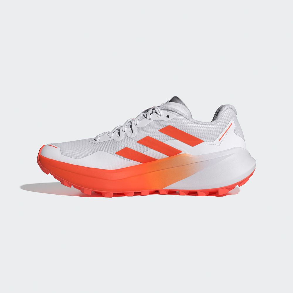 Foto 3 | Tenis De Trail Running Terrex Agravic 3 Adidas Blanco Mujer
