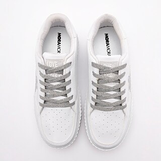 Foto 3 | Tenis Urbanos Moramora Blanco y Plata para Mujer