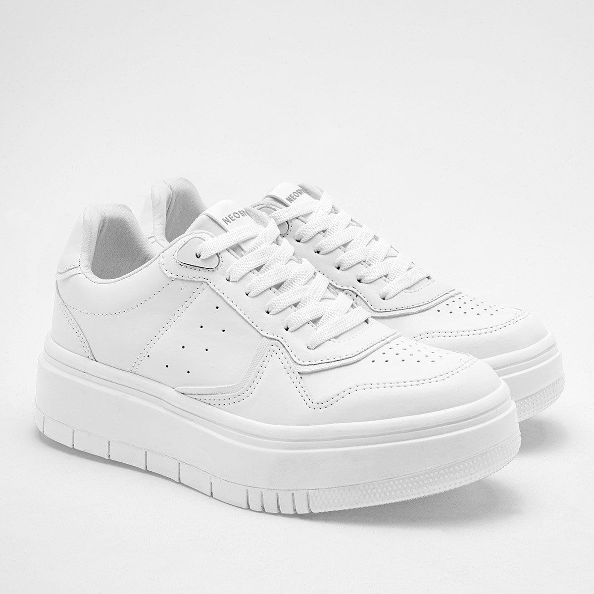 Foto 3 pulgar | Neosport Tenis Urbano Para Mujer Blanco