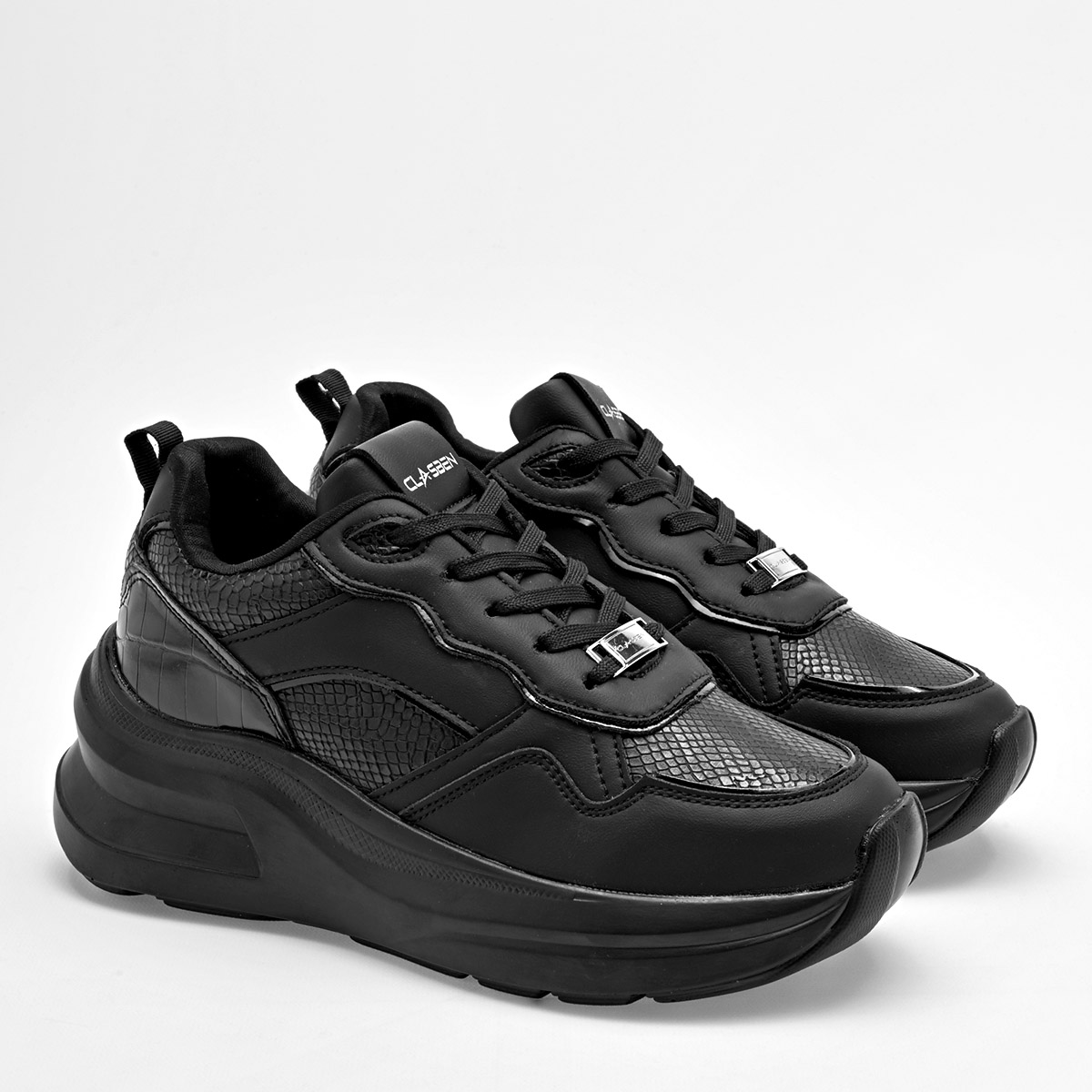 Foto 3 pulgar | Tenis Urbanos Clasben Negros para Mujer