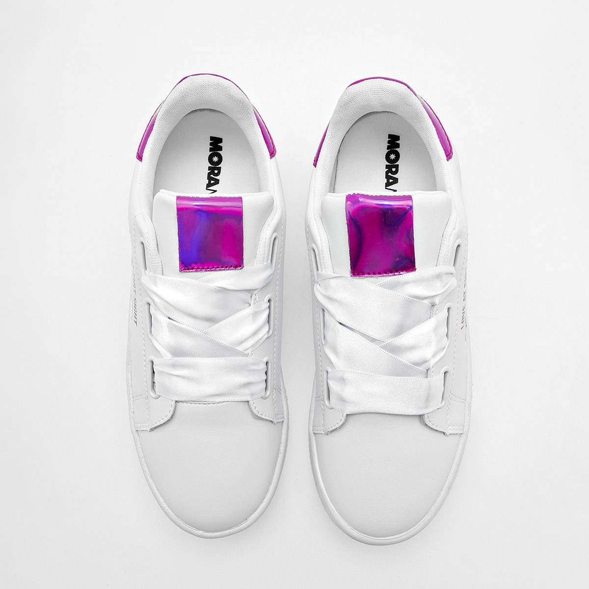 Foto 4 pulgar | Tenis Urbanos Moramora Blancos para Mujer